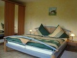 Schlafzimmer_FeWo__4_Sterne
